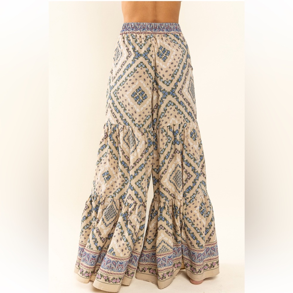 40 Floral Print Tiered Wide Pants - Picture 4 of 5